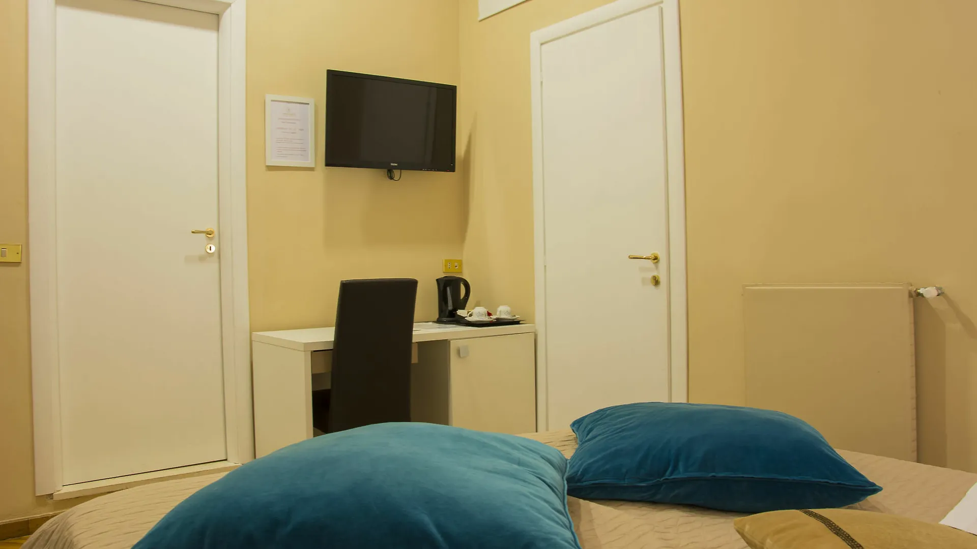 Hotel Il Ventre Di Napoli Naples