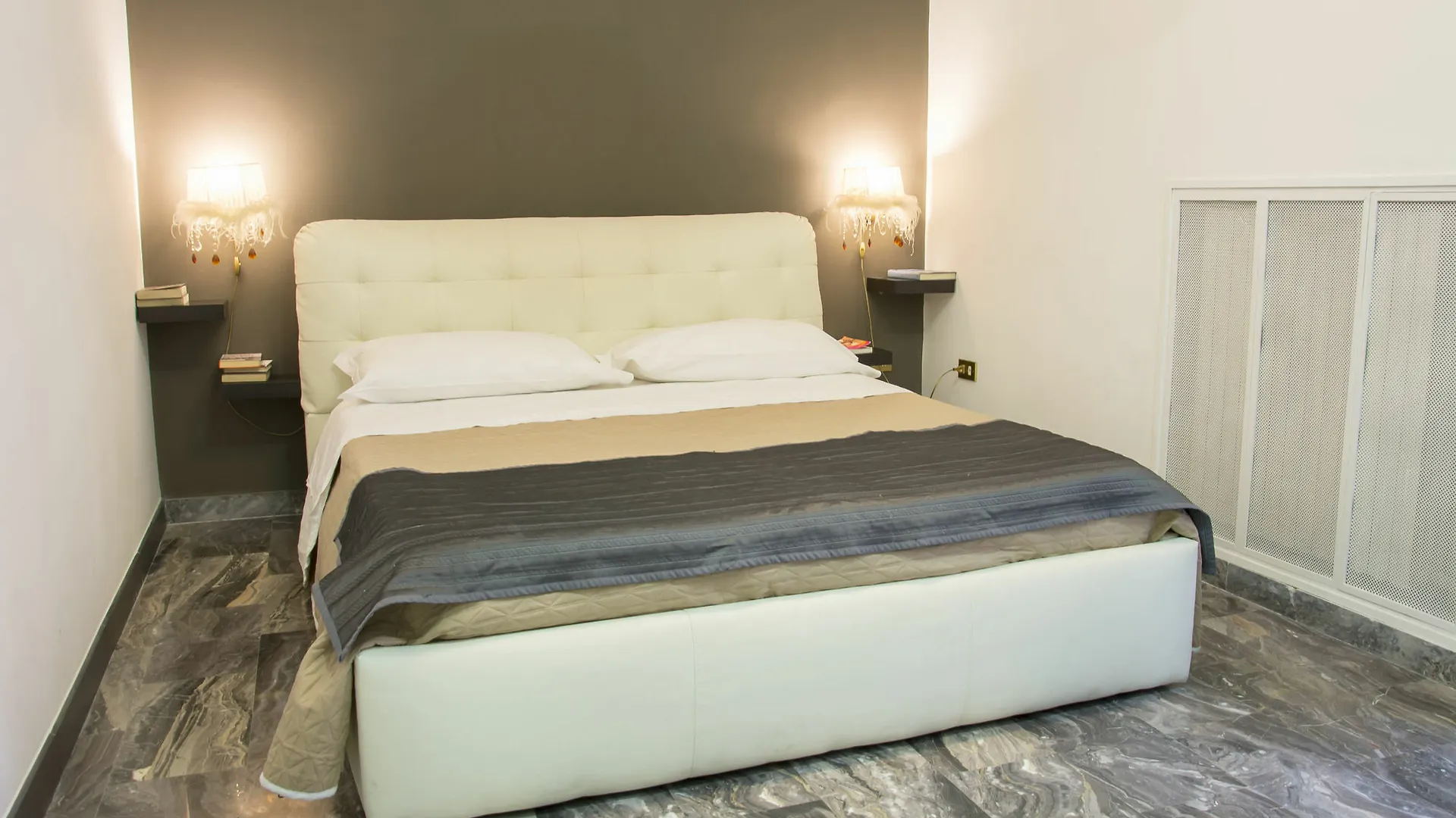 Hotel Il Ventre Di Napoli Naples